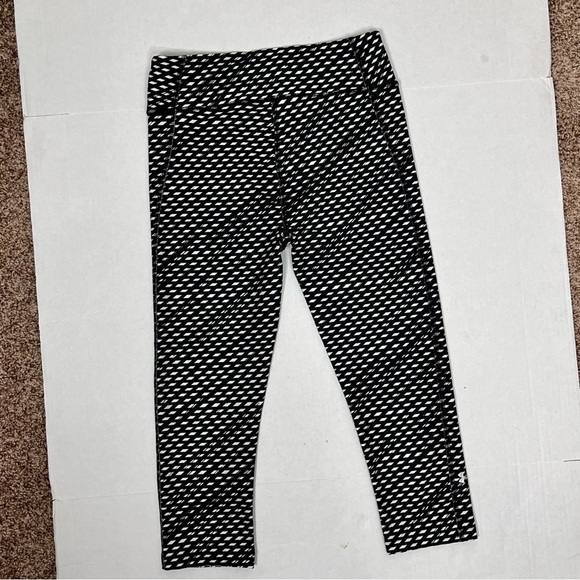 Under Armour Black and White Compression Leggings Small - Picture 5 of 8